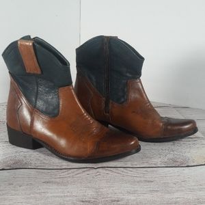 MIA side zip ankle cowboy bootie